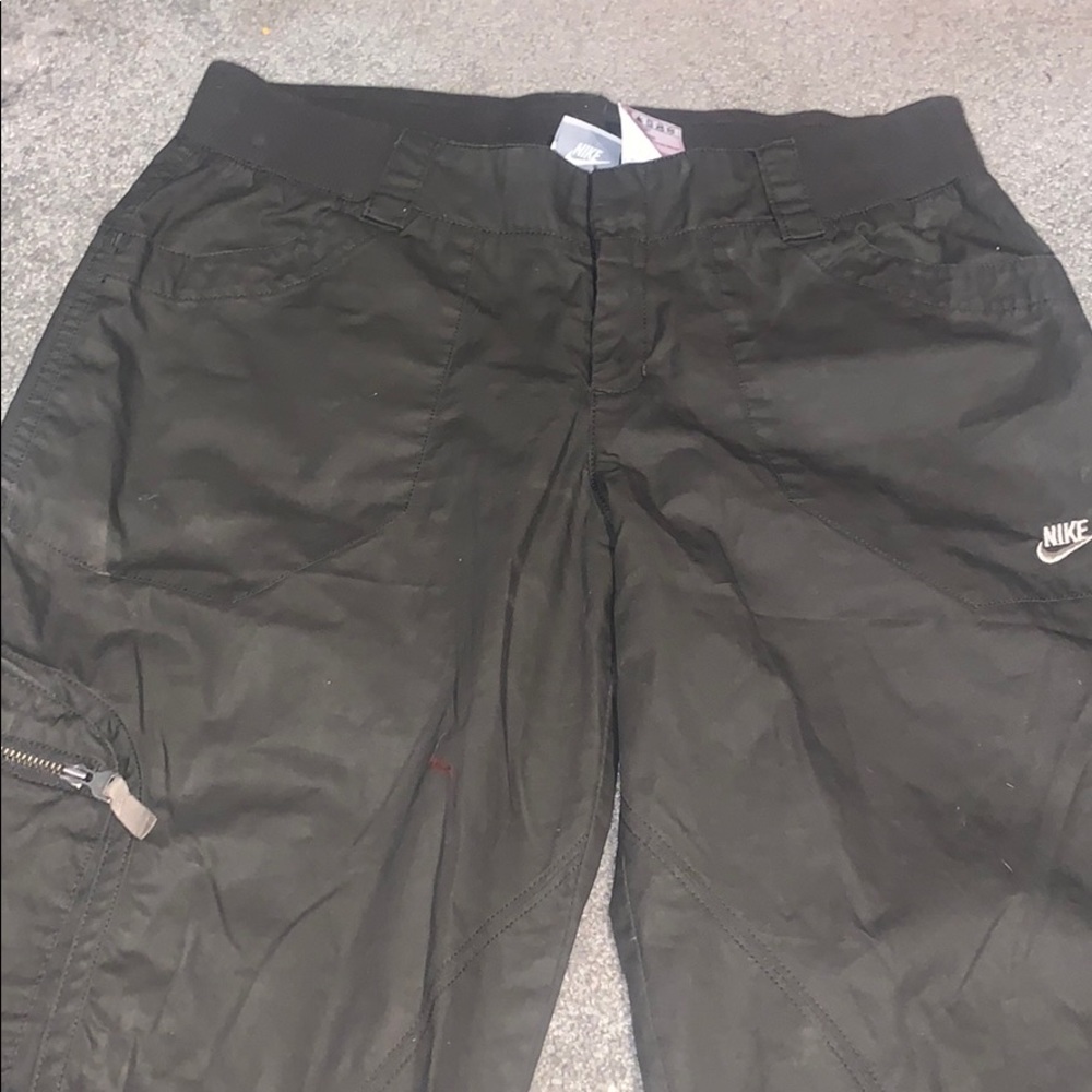 Nike Womens size small 4 army green cargo pants